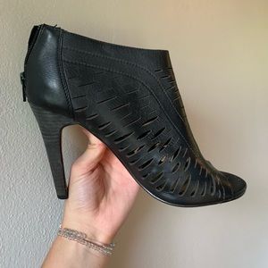 ALDO Black Ankle Heels